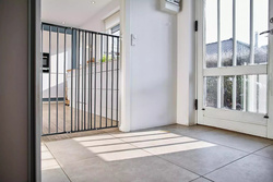 DogSpace - Charlie Extra Tall Extending Dog Gate, Black (63.5-107cm)