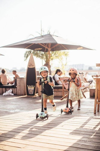 SCOOTANDRIDE - S-M helmet for children 3+ Kiwi