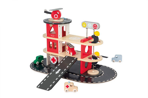 Janod - Wooden fire station with 5 accessories. Bolid 2+