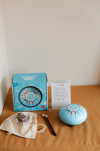 TAMBÚ - Baby Tambú 6" tongue drum, 8 tones, sky kite