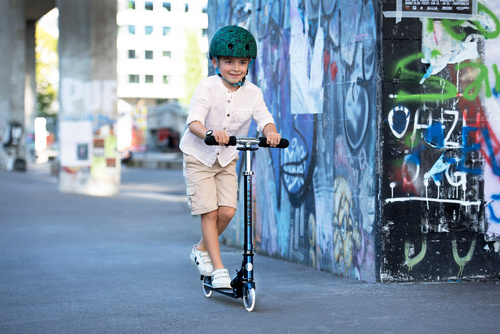 MICRO - two-wheeled scooter for children from 5 years Sprite LED, green purple