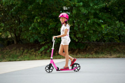 MICRO - two-wheeled scooter for children Cruiser LED, pink