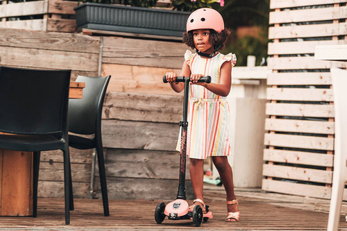 SCOOTANDRIDE - Highwaykick 3 LED - Folding scooter with light-up wheels 3+ Peach