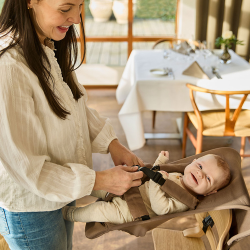 LEANDER - Newborn Seat for highchair Louie™ and Classic™, Mocca