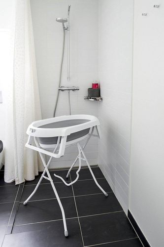 Baby Dan - SafeSplash bath stand