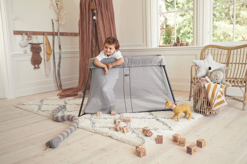 BABYBJÖRN - Travel Crib Light, Silver + sheet
