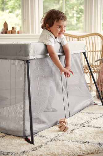 BABYBJÖRN - Travel Crib Light, Silver + sheet