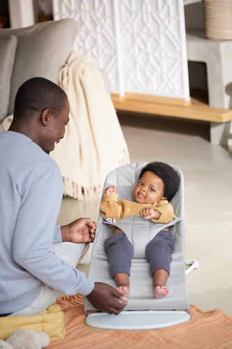 BABYBJÖRN - Bouncer Woven - Light Grey, Petal Quilt