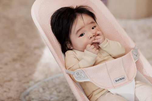 BABYBJORN - Bouncer Balance Soft Light grey frame, Mesh, Pearly pink/White