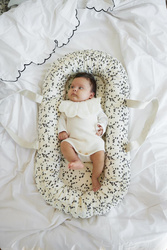 Elodie Details - Portable Baby Nest - Dalmatian Dots