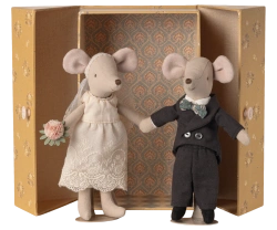 MAILEG - a pair of wedding mice in a box, Mom and Dad