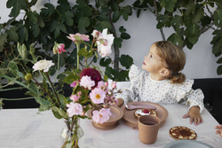 Elodie Details - Longsleeved Baby Bib - Autumn Rose