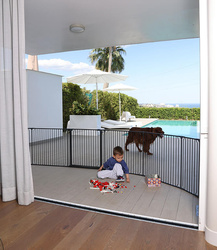Baby Dan - Carl Wide 3X outdoor safety gate, black