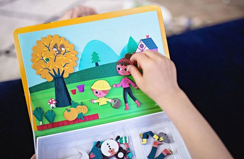 Janod - Magnetic puzzle 4 seasons Magnetibook collection 2018