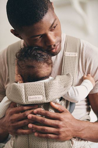 BABYBJÖRN - Baby Carrier MINI 3D Mesh, Grey Beige