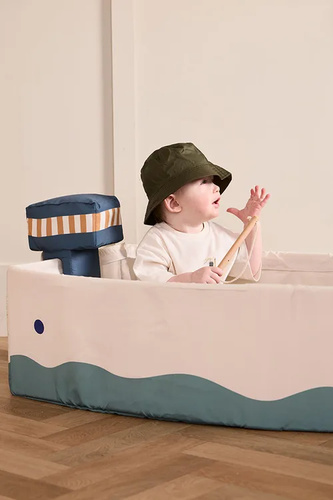 Kid's Concept - Boat with fishing set KID'S HUB