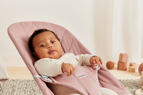 BABYBJÖRN - Bouncer BLISS - Dusty Pink, Petal Quilt + Toy Googly Eyes Pastels