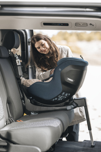 THULE - Elm Connect 360 - toddler car seat, darkest blue