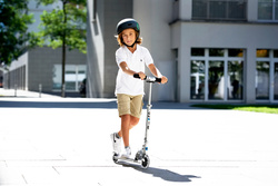 MICRO - two-wheeled scooter for children from 5 years Sprite LED, silver matt