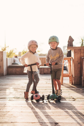 SCOOTANDRIDE - Highwaykick 3 LED - Folding scooter with light-up wheels 3+ Rose