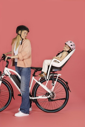 Hamax - Caress w/carrier adapter (rack mounted) - White/black