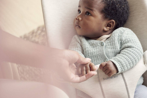 BABYBJORN - Bouncer Bliss - Light grey frame, 3D Jersey, Light beige + Toy Googly Eyes Pastels